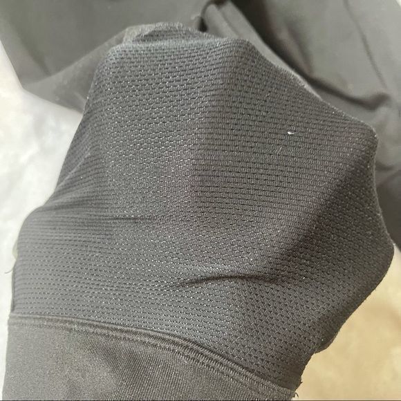 Athleta Black Reflective Mesh Drawstring Capris S - Picture 5 of 11